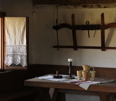 Ebéd a talpas házban